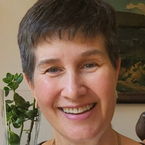 RV - our team - hannah